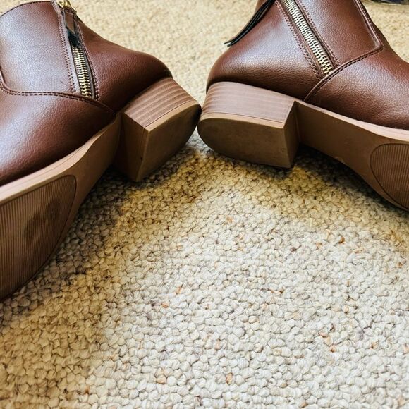 Croft & Barrow boot size 11M in brown - Picture 12 of 12